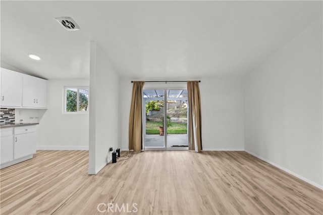 Detail Gallery Image 7 of 21 For 18851 Delight, Canyon Country,  CA 91351 - 3 Beds | 2 Baths