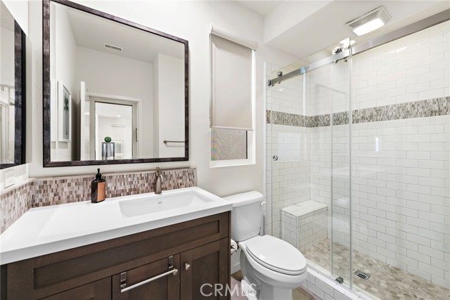 Detail Gallery Image 19 of 41 For 1641 Bridgewater Way, Costa Mesa,  CA 92627 - 4 Beds | 3/1 Baths