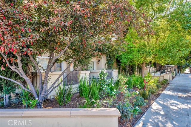 Detail Gallery Image 66 of 75 For 15206 Burbank Bld #209,  Sherman Oaks,  CA 91411 - 2 Beds | 2/1 Baths