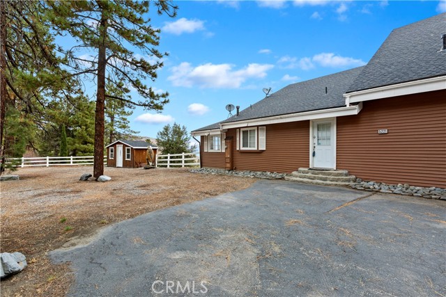 Detail Gallery Image 30 of 33 For 5221 Lone Pine Canyon Rd, Wrightwood,  CA 92397 - 3 Beds | 3 Baths