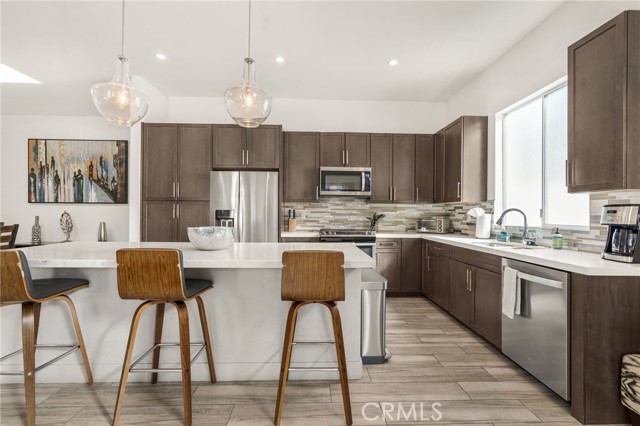 Detail Gallery Image 4 of 32 For 53920 Avenida Martinez, La Quinta,  CA 92253 - 4 Beds | 3/1 Baths