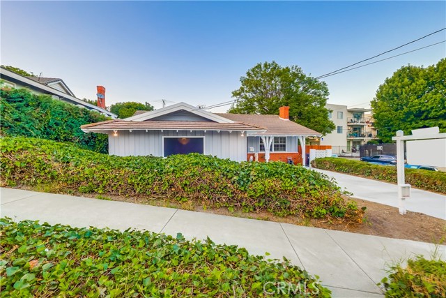 1522 W 1st Street, San Pedro CA: https://media.crmls.org/medias/6775934c-8a9f-42a6-8eae-57b99654f7be.jpg