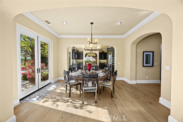 Detail Gallery Image 14 of 42 For 19668 Three Oaks Ln,, Walnut,  CA 91789 - 4 Beds | 4/1 Baths