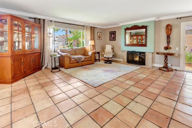 Detail Gallery Image 7 of 31 For 25412 Pacifica Ave, Mission Viejo,  CA 92691 - 4 Beds | 3 Baths