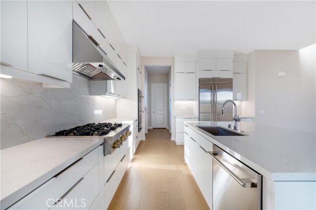 Detail Gallery Image 5 of 13 For 301 Brackens, Lake Forest,  CA 92630 - 4 Beds | 4 Baths