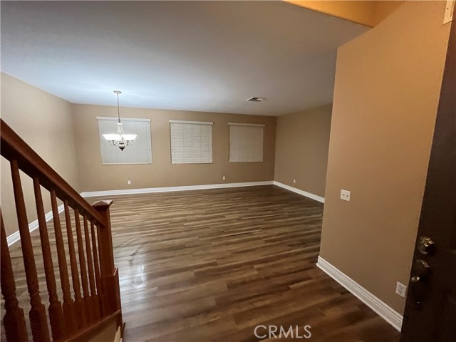 Detail Gallery Image 3 of 11 For 32862 32862 Sandal Wood, Lake Elsinore,  CA 92530 - 4 Beds | 3/1 Baths