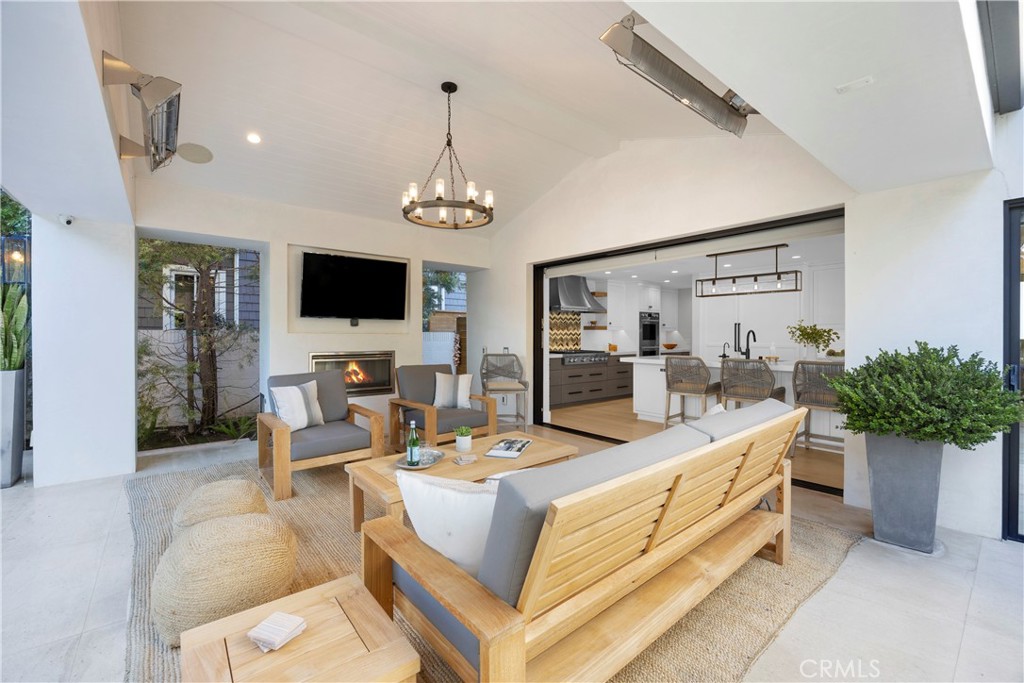 MLS #OC25265999 image #54