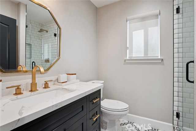 Detail Gallery Image 26 of 37 For 5179 Knollwood Way, Woodland Hills,  CA 91364 - 4 Beds | 3 Baths