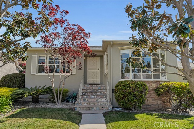 5248 Parkglen Avenue, Los Angeles CA: https://media.crmls.org/medias/6778e978-c37d-414c-b4b1-d0d2c8447fe4.jpg