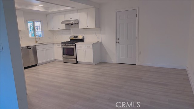 305 North Sunset Avenue photo 7