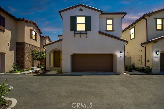 2887 Villa Catalonia Court, Corona, CA 92881