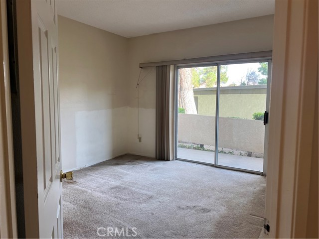Detail Gallery Image 15 of 27 For 19163 Palo Verde Dr, Apple Valley,  CA 92308 - 2 Beds | 2 Baths