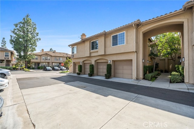 51 Waxwing Lane, Aliso Viejo CA: https://media.crmls.org/medias/677af654-2d4d-425a-b738-30a0ff9ea935.jpg