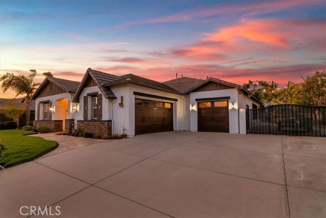 Detail Gallery Image 12 of 72 For 229 Oldenburg Ln, Norco,  CA 92860 - 4 Beds | 3 Baths