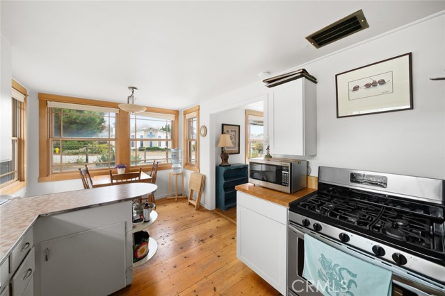 595 Driftwood Street, Morro Bay CA: https://media.crmls.org/medias/677ba881-3384-43d9-8c35-7a2fdfb45644.jpg