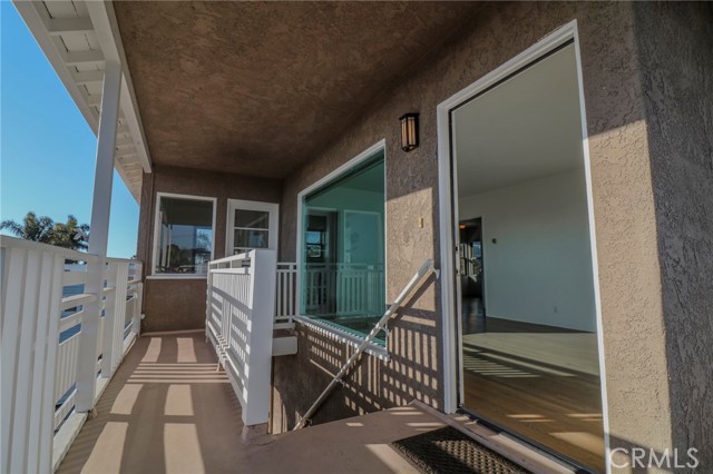 Detail Gallery Image 3 of 14 For 1192 N Coast, Laguna Beach,  CA 92651 - 1 Beds | 1 Baths