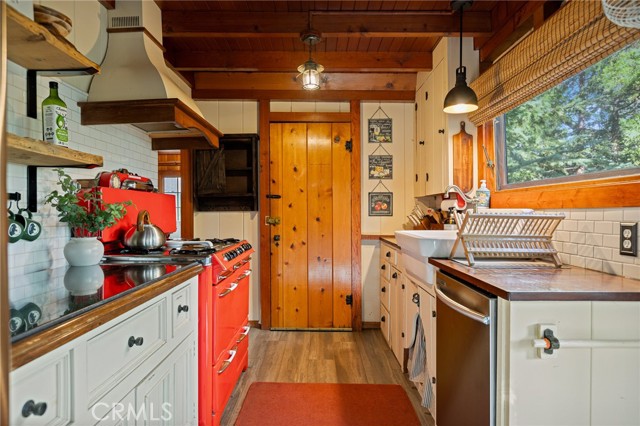 28772 Cedar, Lake Arrowhead, CA 92352