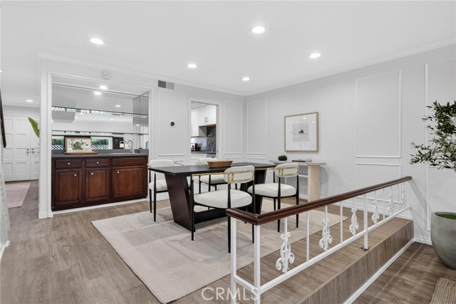 Detail Gallery Image 11 of 46 For 1830 Kelton Ave #5,  Los Angeles,  CA 90025 - 3 Beds | 2/1 Baths