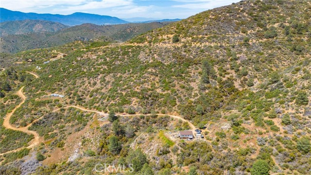 Detail Gallery Image 12 of 14 For 26095 Quail Ridge Ct, Tehachapi,  CA 93561 - 3 Beds | 2 Baths