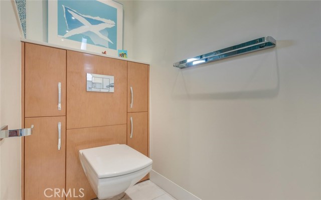 1 Tiburon Court, Manhattan Beach, California 90266, 3 Bedrooms Bedrooms, ,Residential,Sold,Tiburon,SB17005932