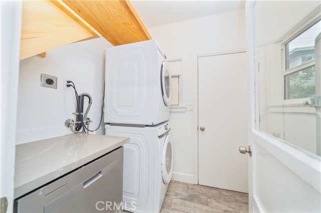 Detail Gallery Image 14 of 18 For 1253 Del Rey, Pasadena,  CA 91107 - 2 Beds | 2 Baths