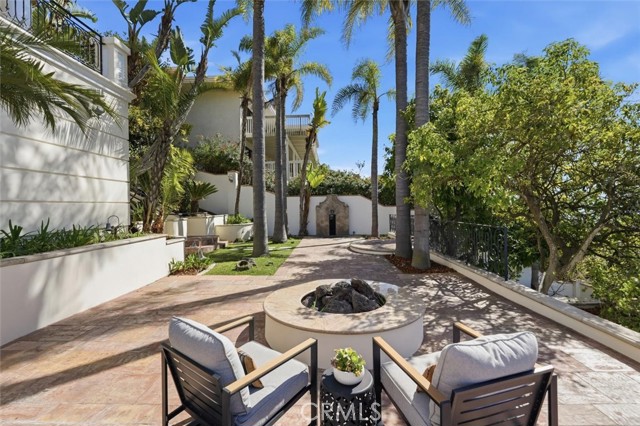 Detail Gallery Image 32 of 38 For 1509 via Castilla, Palos Verdes Estates,  CA 90274 - 5 Beds | 5/1 Baths