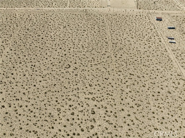 Detail Gallery Image 4 of 9 For 767 Foothill Rd, Lucerne Valley,  CA 92356 - – Beds | – Baths