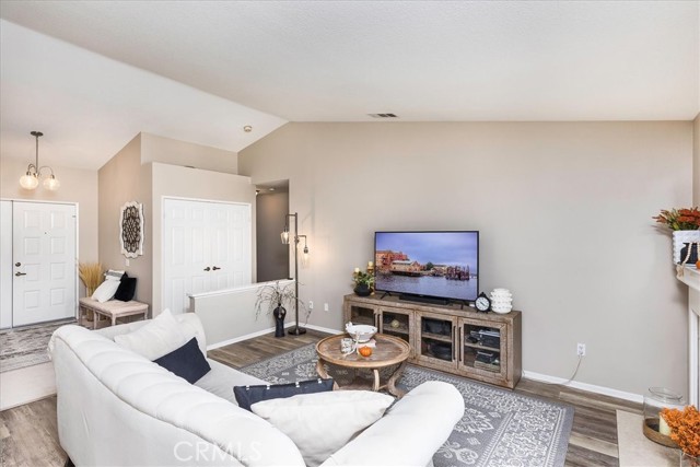 Detail Gallery Image 9 of 39 For 27198 Pinckney Way, Menifee,  CA 92586 - 2 Beds | 2 Baths