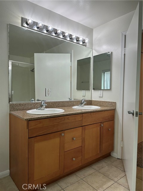 Detail Gallery Image 20 of 33 For 7551 Jordan #109,  Canoga Park,  CA 91303 - 3 Beds | 2 Baths