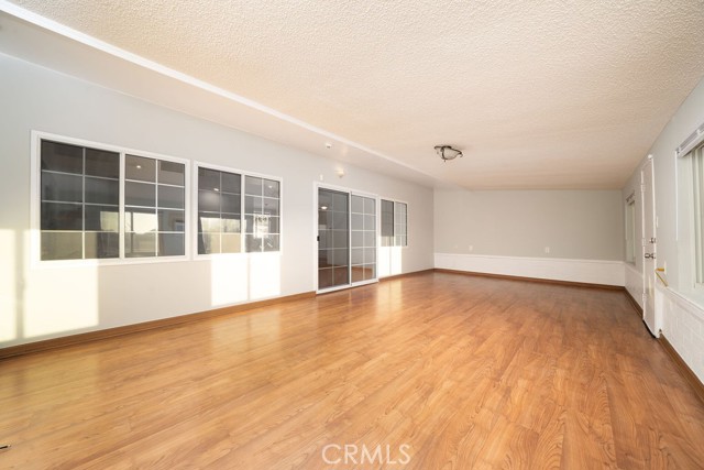 Detail Gallery Image 9 of 23 For 14509 Greenworth Dr, La Mirada,  CA 90638 - 3 Beds | 2 Baths