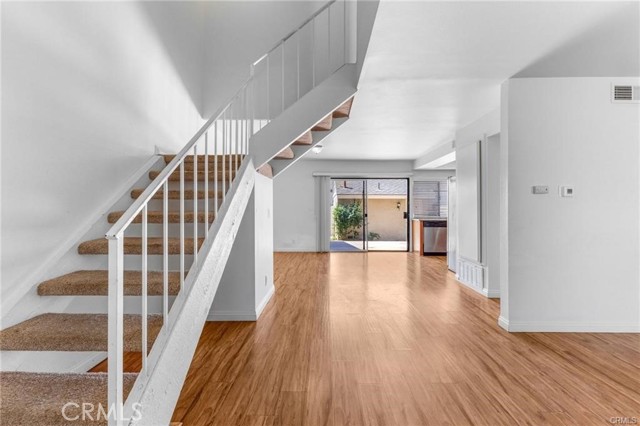 Detail Gallery Image 14 of 31 For 5 Locust, Irvine,  CA 92604 - 3 Beds | 2/1 Baths