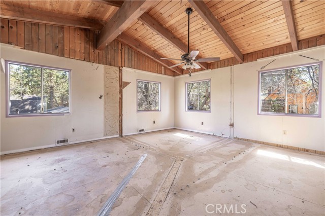 Detail Gallery Image 13 of 35 For 600 Moreno Ln, Sugarloaf,  CA 92386 - 4 Beds | 2 Baths