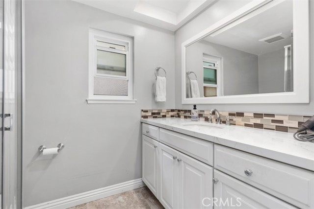 14801 Mayten Avenue, Irvine CA: https://media.crmls.org/medias/678253f3-ff84-431a-a300-98aa84949b66.jpg