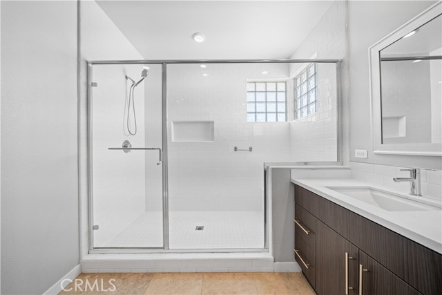 Detail Gallery Image 34 of 67 For 814 Beacon, Irvine,  CA 92618 - 3 Beds | 2/1 Baths