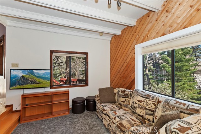 Detail Gallery Image 22 of 47 For 26285 Augusta Dr, Lake Arrowhead,  CA 92352 - 2 Beds | 1/1 Baths