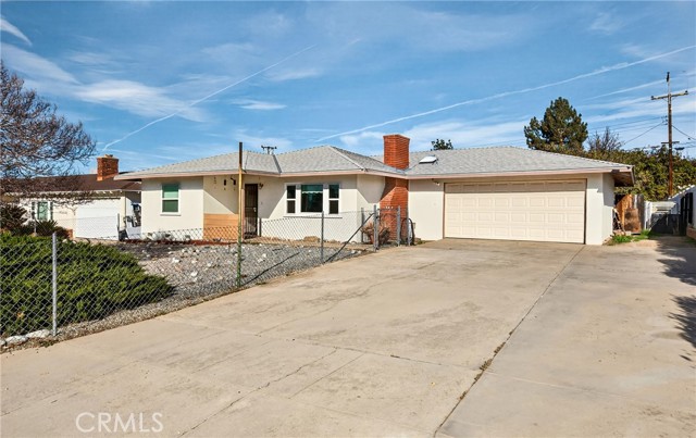 Detail Gallery Image 4 of 19 For 35236 Elm Ln, Yucaipa,  CA 92399 - 2 Beds | 1/1 Baths