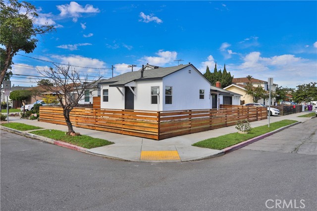 Detail Gallery Image 2 of 31 For 1639 E East Hungerford Street, Long Beach,  CA 90805 - 2 Beds | 1 Baths