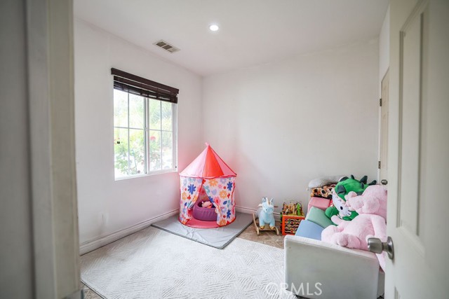 Image 4 of 33 For 3047 Kalei Court