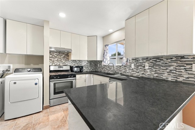 669 East Matchwood Place photo 14