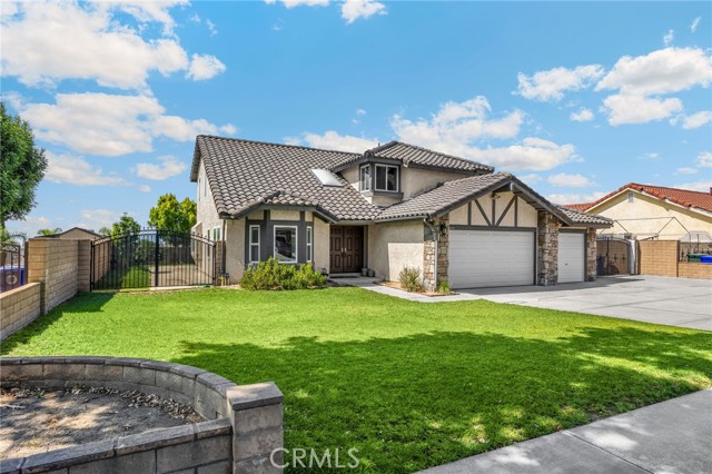 Detail Gallery Image 2 of 31 For 9855 Banyan St, Rancho Cucamonga,  CA 91737 - 4 Beds | 2/1 Baths