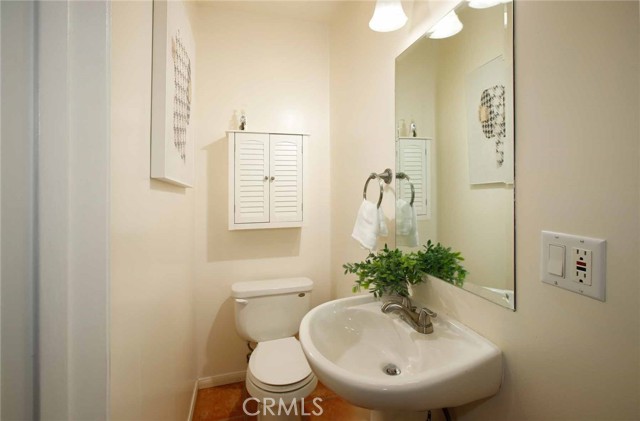 Detail Gallery Image 22 of 38 For 1410 Grandview Ave, Glendale,  CA 91201 - 3 Beds | 2/1 Baths