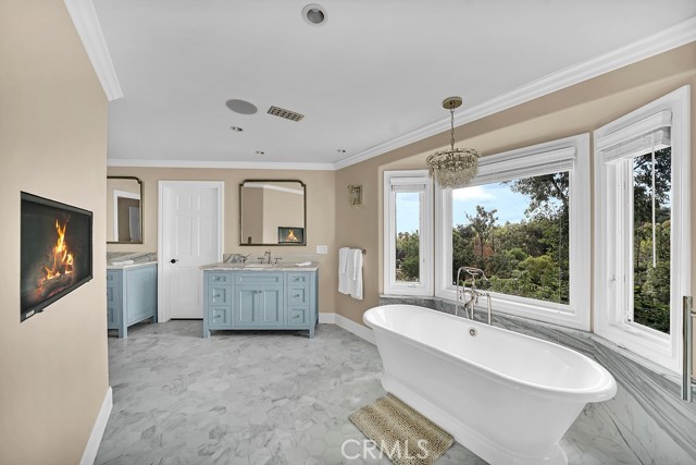 Detail Gallery Image 47 of 71 For 1962 Lower Lake Dr, North Tustin,  CA 92705 - 6 Beds | 7/1 Baths