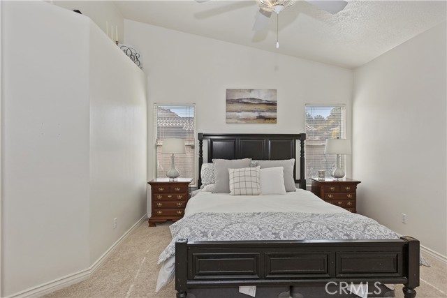13660 SPRING VALLEY PKWY, Victorville CA: https://media.crmls.org/medias/6785af4e-f7a7-41af-8805-85b2191c5d0c.jpg