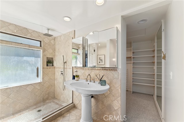 Detail Gallery Image 22 of 46 For 1961 San Remo Dr, Laguna Beach,  CA 92651 - 3 Beds | 2/1 Baths