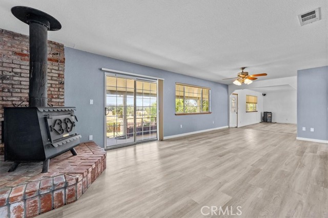 22132 Los Robles Way, Palo Cedro CA: https://media.crmls.org/medias/6786c0c7-d49a-45b2-a0b8-63adf68e4f73.jpg