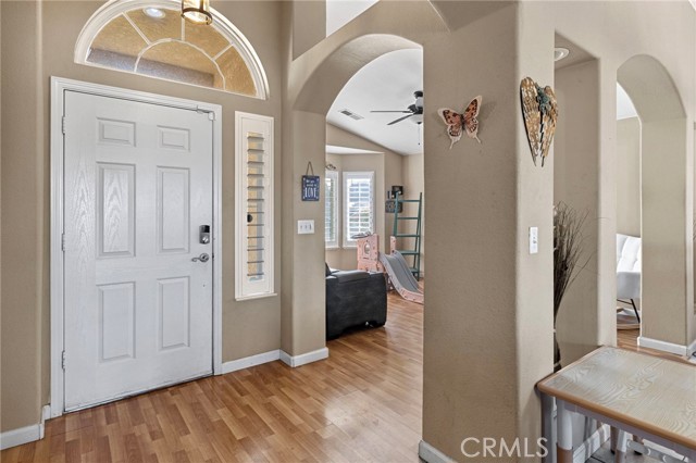 Detail Gallery Image 4 of 40 For 70 Makenna, Madera,  CA 93637 - 4 Beds | 2 Baths