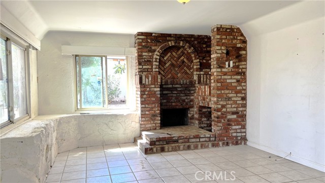 13509 Seneca Road, Victorville CA: https://media.crmls.org/medias/6787b3fe-4463-4447-93d4-9fd364391ce4.jpg