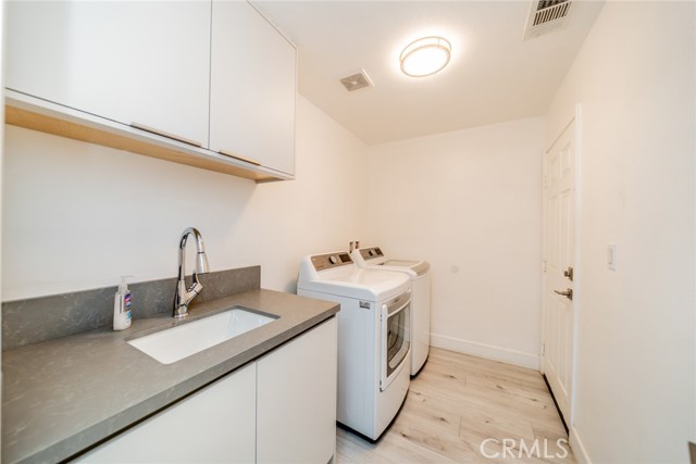 Detail Gallery Image 18 of 46 For 43118 Fiore, Indio,  CA 92203 - 5 Beds | 2/1 Baths