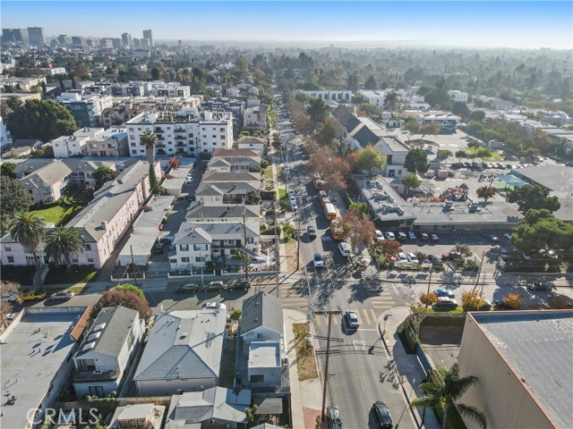 Detail Gallery Image 17 of 18 For 5161 Clinton, Los Angeles,  CA 90004 - 4 Beds | 3/1 Baths