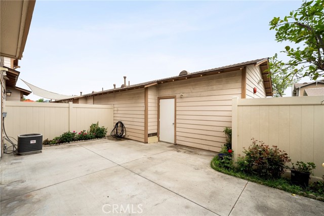 Detail Gallery Image 18 of 23 For 935 E Broadway, Anaheim,  CA 92805 - 3 Beds | 2/1 Baths